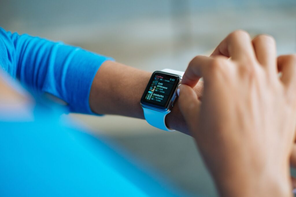 Wearable Fitness Trackers Market