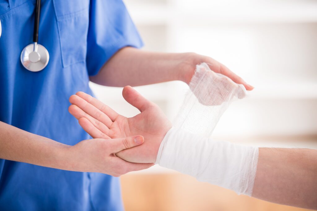 Advanced Wound Management Market