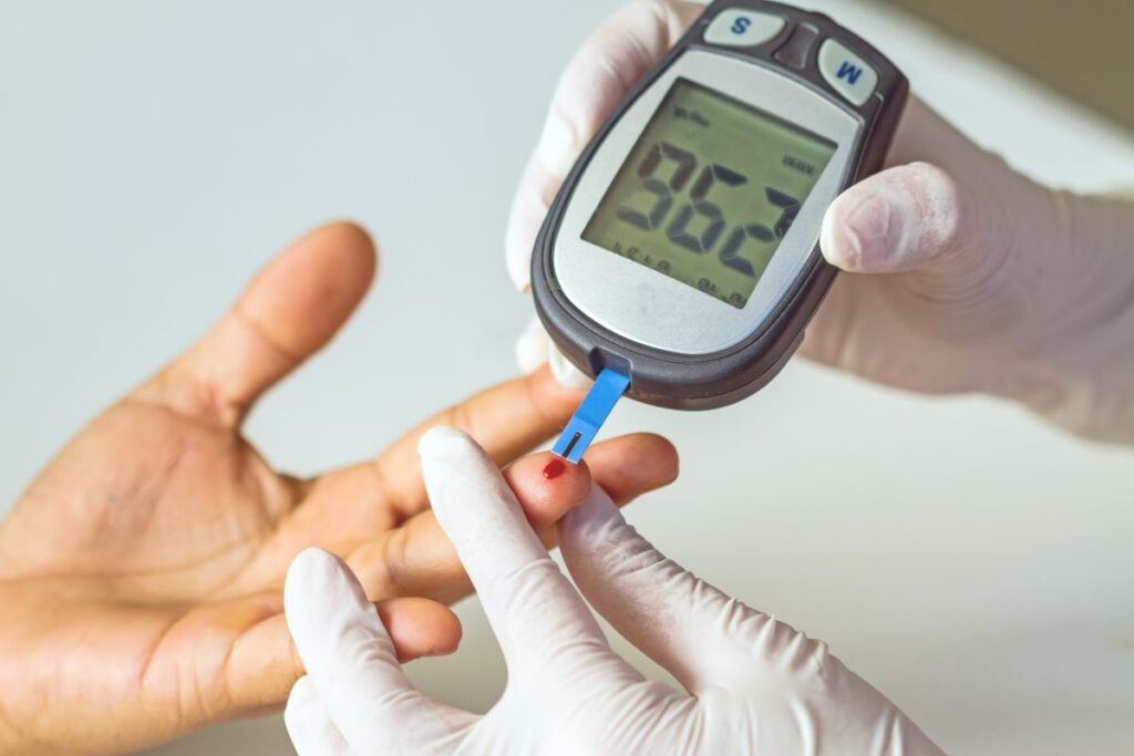 Point-of-care Cholesterol Monitoring Device Market