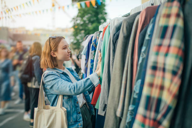 Secondhand Apparel Market