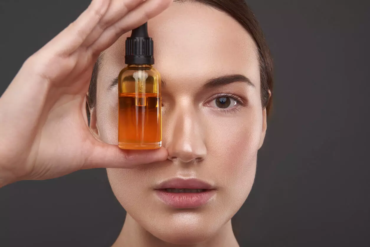 Personalized Skincare Serum Market