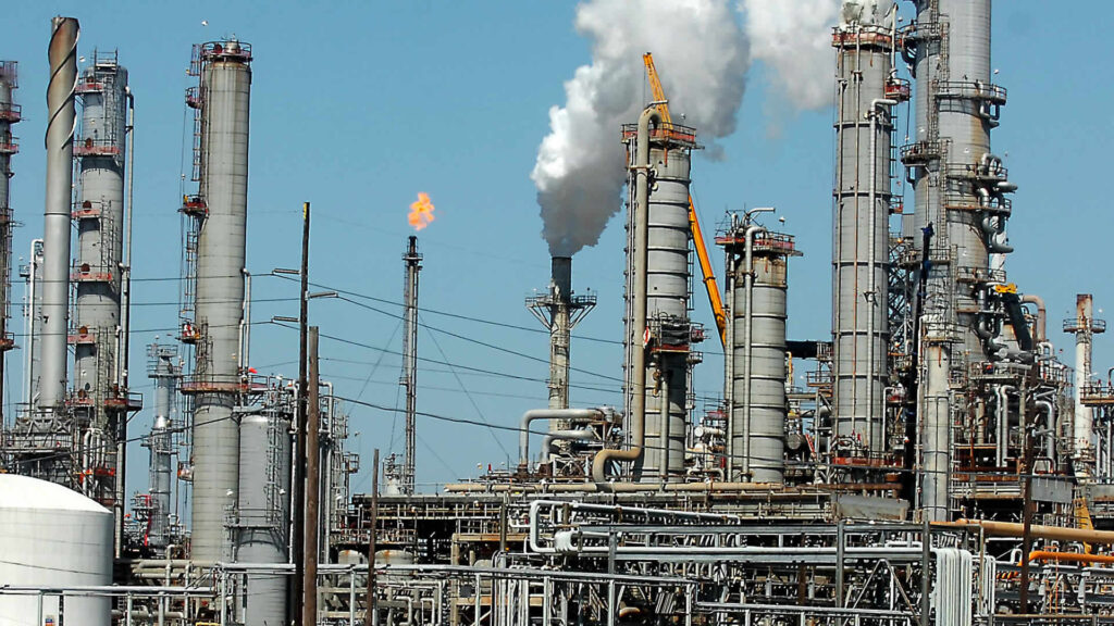 Refinery and Petrochemical Filtration Market 