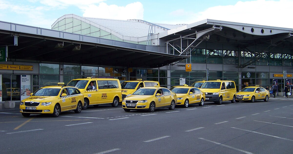 Pre-book Airport Transfer Market